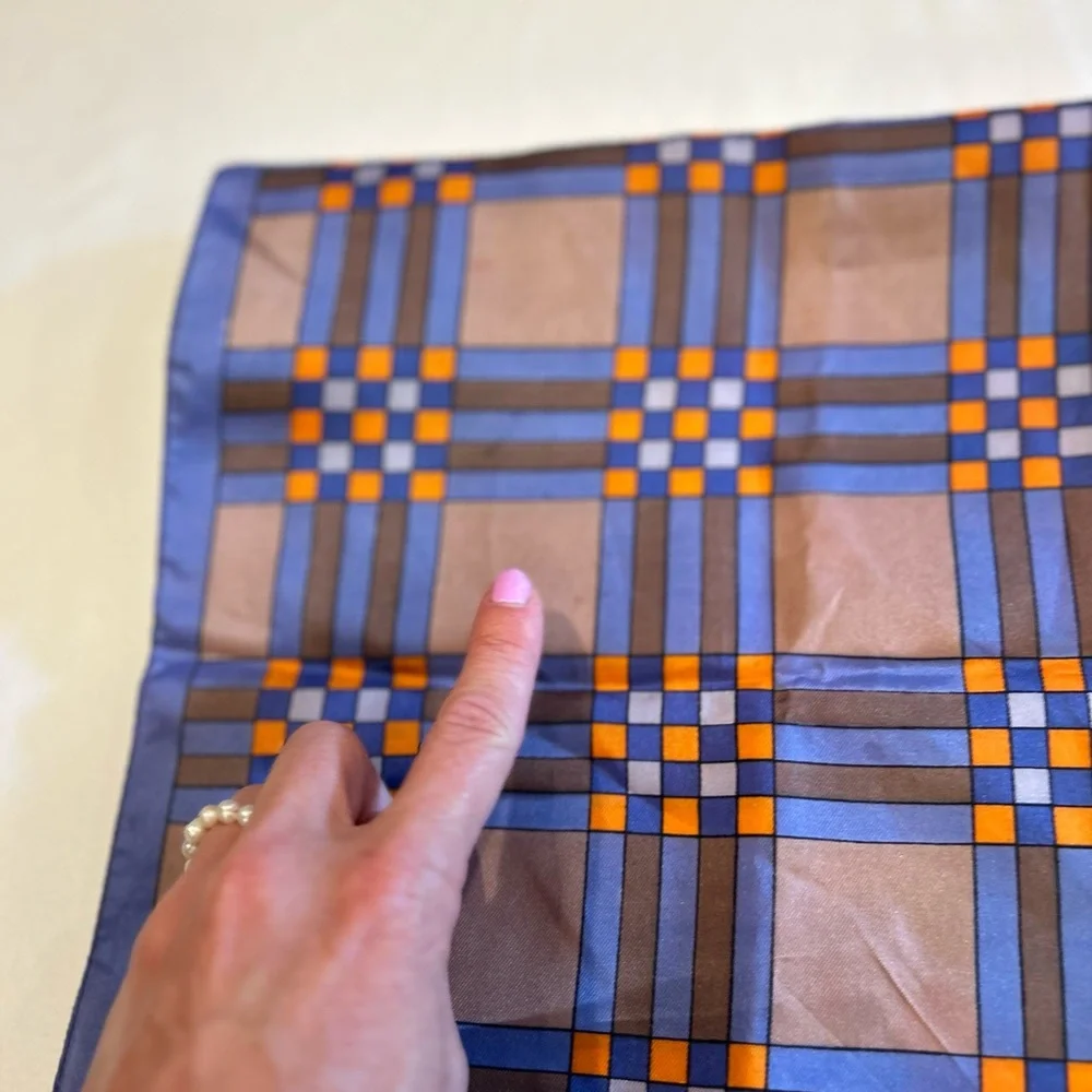Mid Century Checkered Scarf